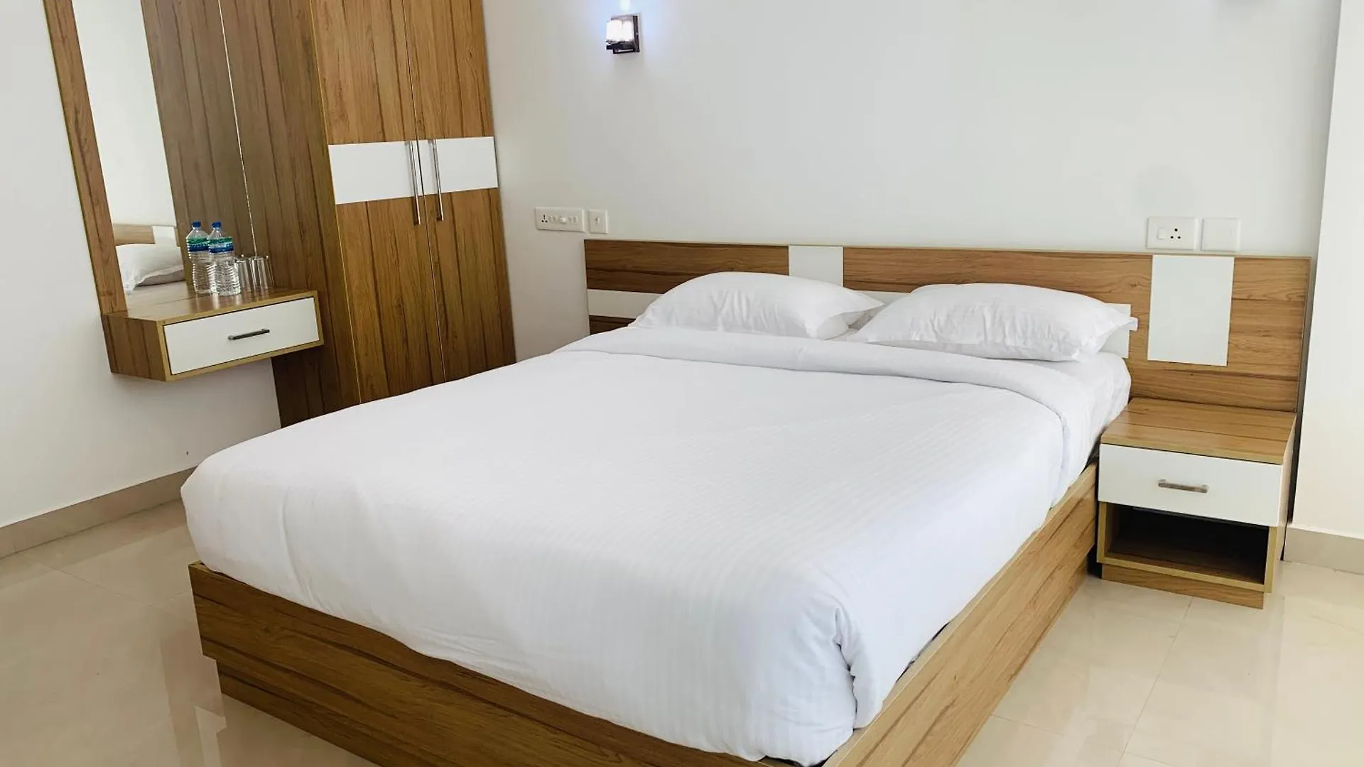 Lilly Ribera Residency Bed & Breakfast Kumarakom India
